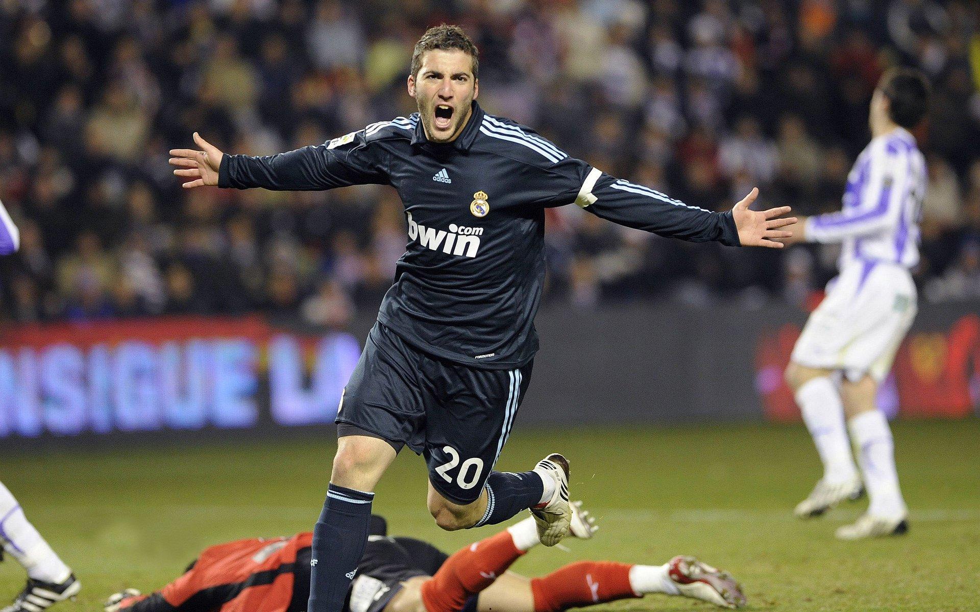 马雷斯卡盛赞埃斯特旺闪耀南美，欧洲豪门竞逐巴西新星